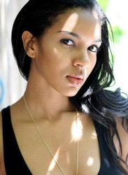  Elizabeth Mathis