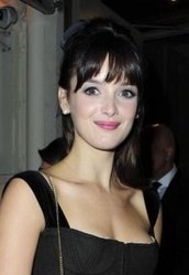  Charlotte Le Bon