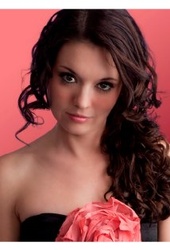  Janelle Froehlich