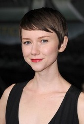  Valorie  Curry 