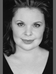  Suzanne Toase