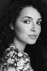  Anna  Shaffer