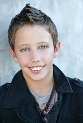  Ryan Lee