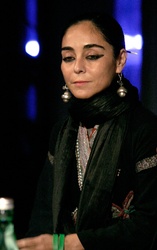  Neshat Shirin