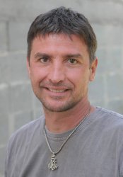  Aladár Laklóth
