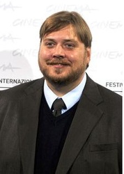  Nicolas Bro