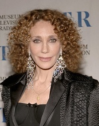  Marisa Berenson