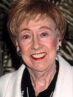  Jean Stapleton