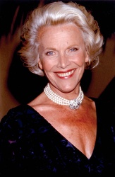  Honor Blackman