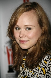  Alison Pill