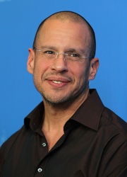  Jonathan Sagall