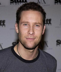  Michael Rosenbaum