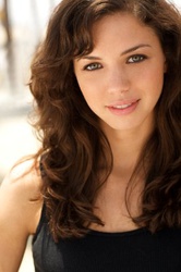  Stephanie Honore