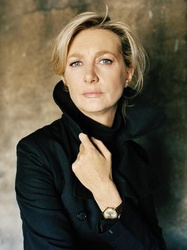 Anne Loiret