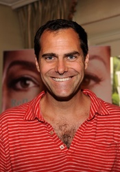  Andy Buckley