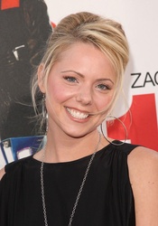  Collette Wolfe
