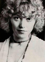  Margaret Nolan
