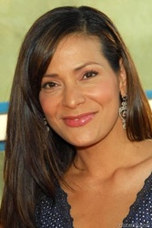  Constance Marie