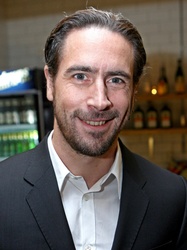  Ola Rapace