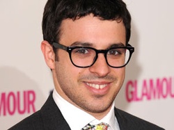  Simon Bird