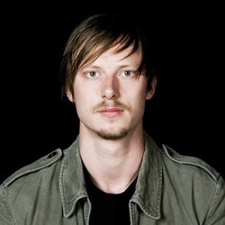  Stefan Stern