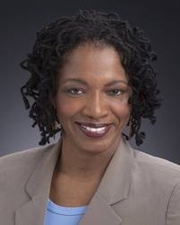  Linda Boston