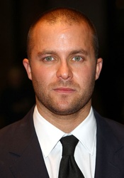  Eran Creevy