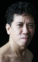  Auraeus Solito