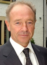  Michael Kitchen 