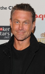  Grant Bowler