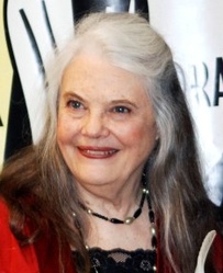  Lois Smith