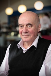  Hanns Zischler