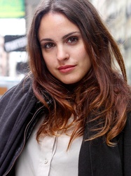  Verónica Echegui 