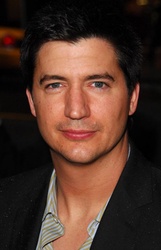  Ken Marino