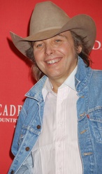  Dwight Yoakam
