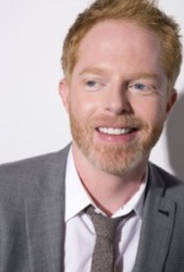  Jesse Tyler Ferguson
