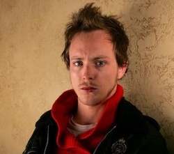  Tom  Budge