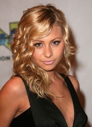  Alyson  Michalka