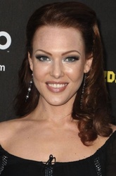  Erin Cummings 