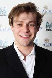  Thomas  Howes