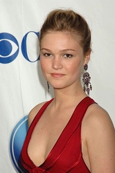  Julia Stiles