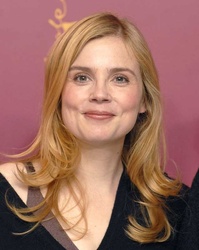  Isabelle Carré