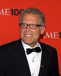 Carlton Cuse