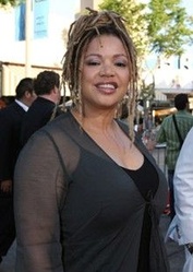  Kasi Lemmons