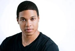  Ray Fisher
