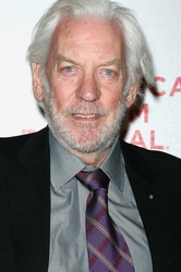  Donald Sutherland
