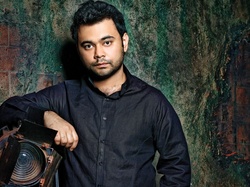  Maneesh Sharma 