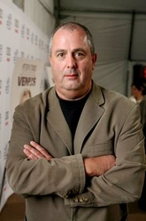  Roger Michell