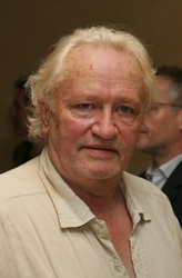  Niels Arestrup