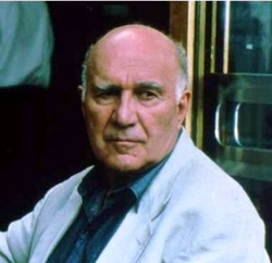  Michel Piccoli